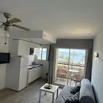 Carihuela 1ª Linea Playa アパート トレモリノス